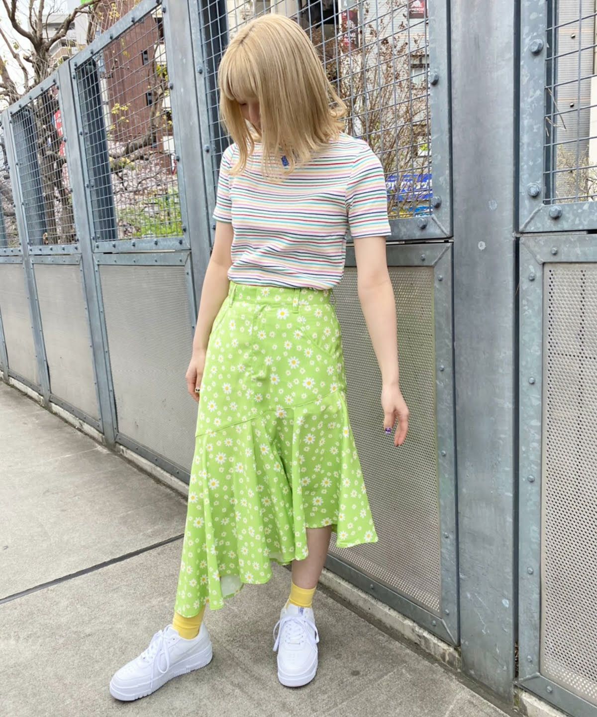 TINY DAISY FLARE SKIRT | Candy Stripper（キャンディ ストリッパー