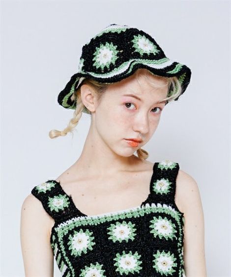 FLOWER CROCHET KNIT CAMISOLE | Candy Stripper(キャンディ