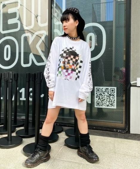 ugokamoto×秋元梢】PHOTO COLLAGE L/S TEE | Candy Stripper（キャンディ ストリッパー ）｜オフィシャル通販サイトCANDY STORE