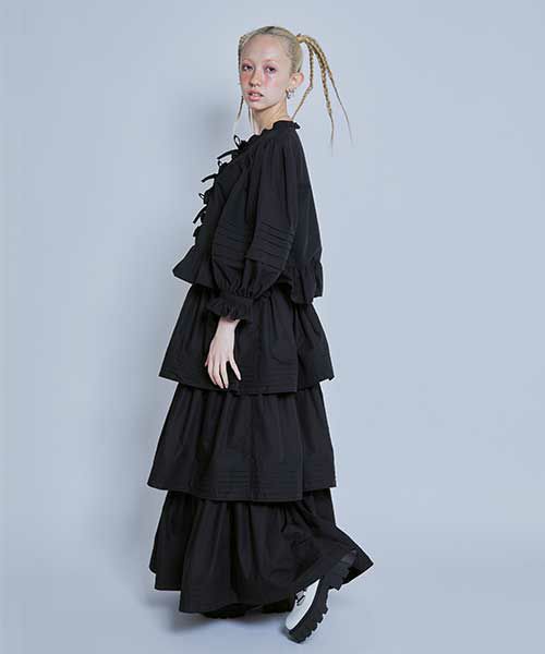 PIN TUCK TIERED SKIRT | Candy Stripper（キャンディ ストリッパー