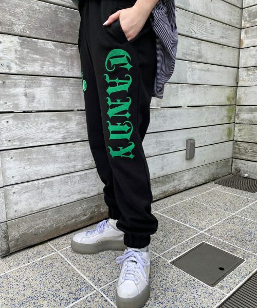 CANDY GRAFFITI TRACK PANTS | Candy Stripper（キャンディ