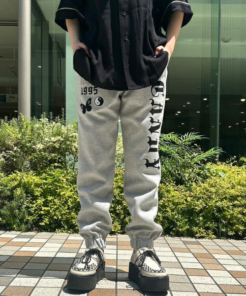 CANDY GRAFFITI TRACK PANTS | Candy Stripper（キャンディ