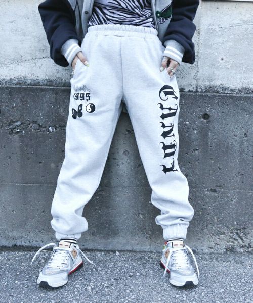 CANDY GRAFFITI TRACK PANTS | Candy Stripper（キャンディ