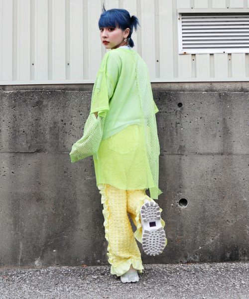 CUT SLEEVE MESH PATCHED TOPS | Candy Stripper（キャンディ