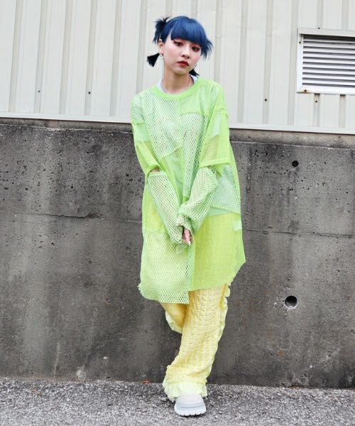 CUT SLEEVE MESH PATCHED TOPS | Candy Stripper（キャンディ