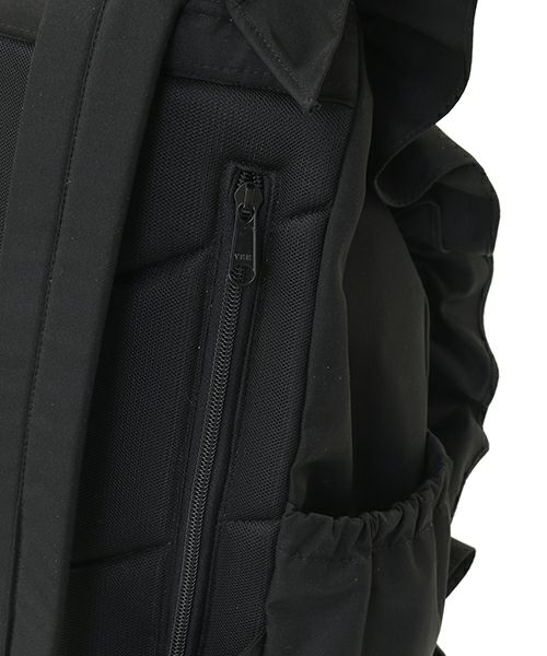 BELOVED FRILL BACKPACK | Candy Stripper（キャンディ