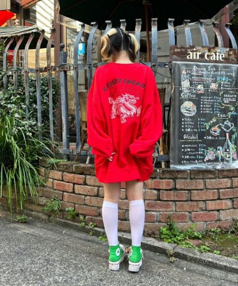 CATCH ME SWEAT HOODIE | Candy Stripper（キャンディ ストリッパー