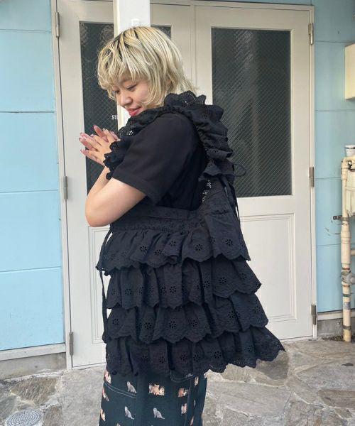 （セール）開催中 人気ブランドも続々プライス AMOR FRILL SHOULDER BAG | Candy Stripper（キャンディ バッグ