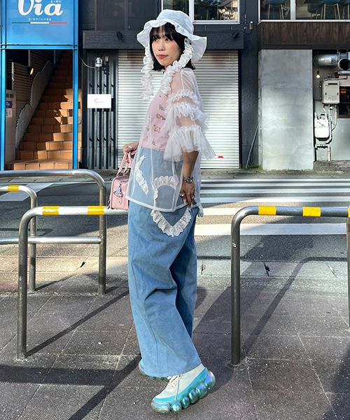 ♡FRILL DENIM PANTS | Candy Stripper（キャンディ ストリッパー）｜オフィシャル通販サイトCANDY  STORE