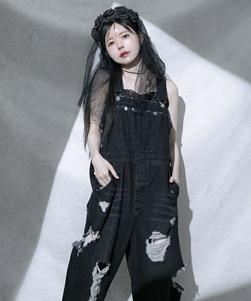 DAMAGE DENIM SALOPETTE | Candy Stripper（キャンディ