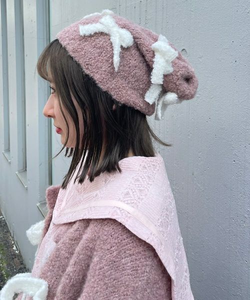 FLUFFY RIBBON BEANIE | Candy Stripper（キャンディ