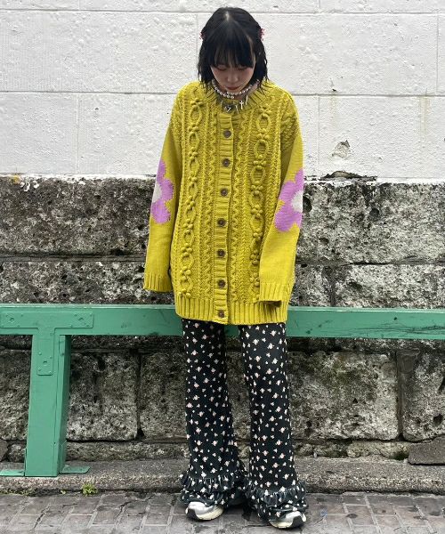 FLOWER CABLE KNIT CARDIGAN | Candy Stripper（キャンディ 