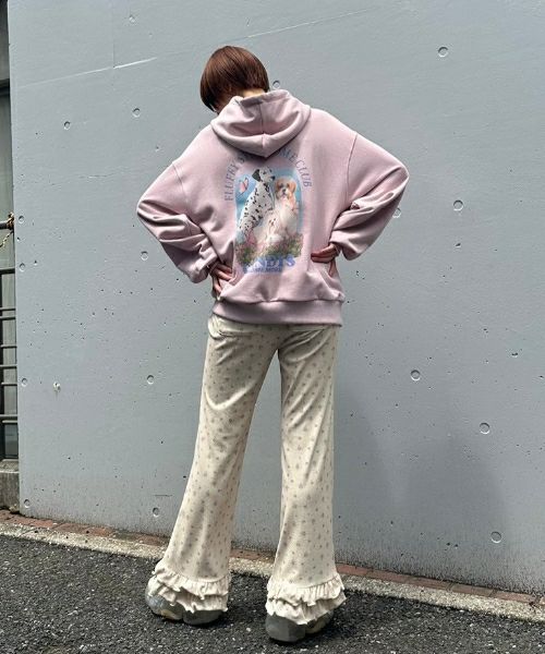 FLUFFY CLUB SWEAT HOODIE | Candy Stripper（キャンディ