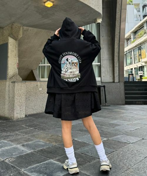 FLUFFY CLUB SWEAT HOODIE | Candy Stripper（キャンディ ストリッパー 