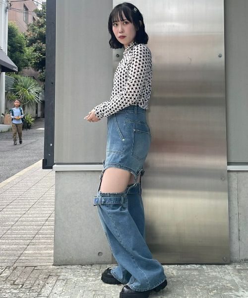 ※値下げ【美品】デニムジャケット【キャンディーストリッパー】 STAR PATCHED DENIM ジャケット（デニムジャケット）｜Candy