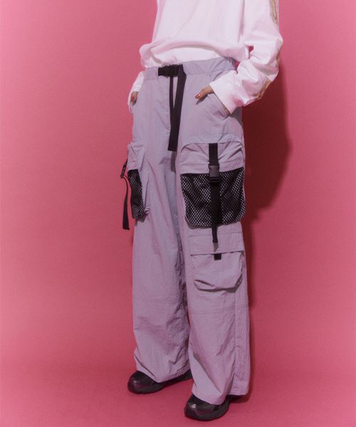 BIG POCKET NYLON PANTS | Candy Stripper（キャンディ
