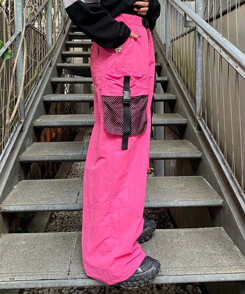 新素材新作 MEER./ BIG POCKET NYLON PANTS / BLK パンツ パンツ