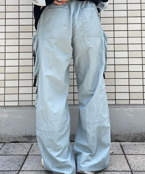 BIG POCKET NYLON PANTS | Candy Stripper（キャンディ