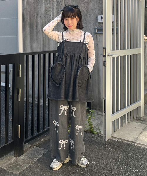 LACY RIBBON DENIM PANTS | Candy Stripper（キャンディ