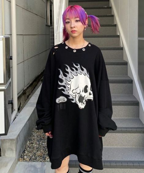 FIRE SKULL DAMAGE SWEAT