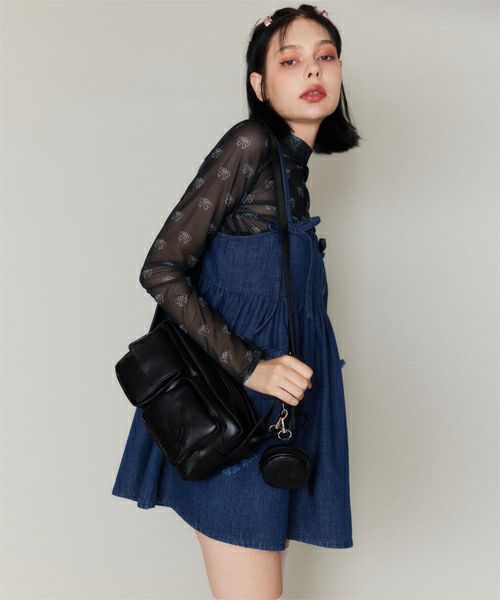 ショルダーバッグ・ポシェット ^LEATHERY^ Glossy nylon square shoulder bag BLACK LRBG5109BK CND SQUARE SHOULDER BAG | Candy Stripper(キャンディ