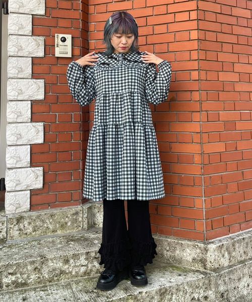 SWEET THINGS FRILL FLARE PANTS | Candy Stripper（キャンディ