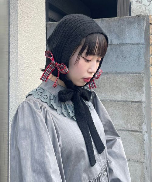 FLUFFY RIBBON BEANIE | Candy Stripper（キャンディ