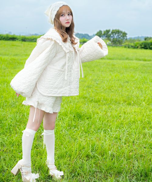 益若つばさ】FRILL COLLAR PRECIOUS QUIL TING JACKET | Candy 