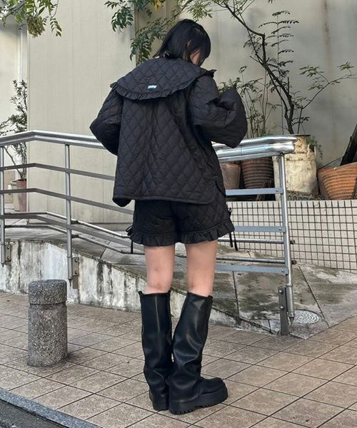 気になる対象商品 益若つばさ】FRILL COLLAR PRECIOUS QUIL TING JACKET | Candy ジャケット・アウター