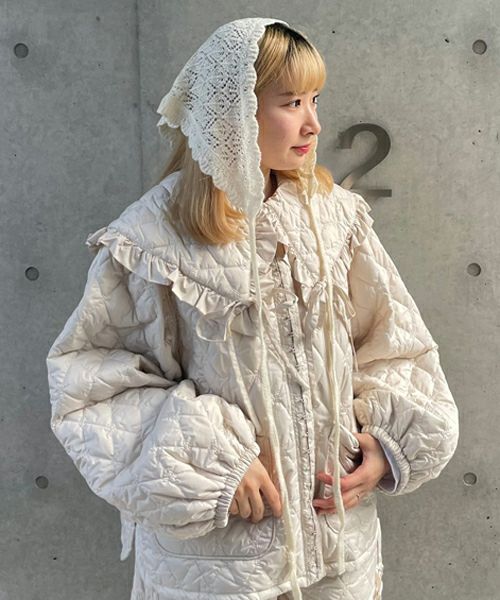 益若つばさ】FRILL COLLAR PRECIOUS QUIL TING JACKET | Candy 