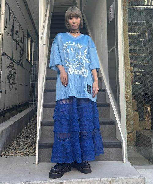 スカート Heart logo tiered skirt Frill heart stone logo skirt – AVENCHUMU （アバンチュウム）