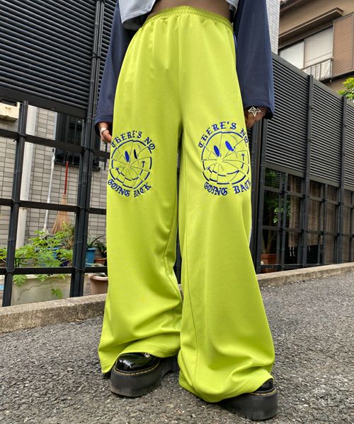 キャンディーストリッパー　candystrispper パンツ BROKEN SMILE TRACK PANTS | Candy Stripper（キャンディ