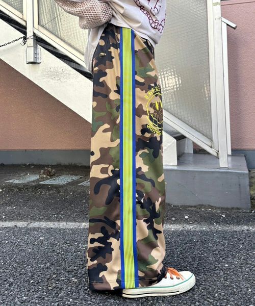 BROKEN SMILE TRACK PANTS | Candy Stripper（キャンディ
