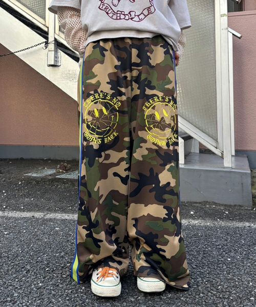 キャンディーストリッパー　candystrispper パンツ BROKEN SMILE TRACK PANTS | Candy Stripper（キャンディ