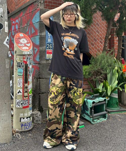 Candy Stripper（キャンディストリッパー）の「2WAY NYLON CARGO