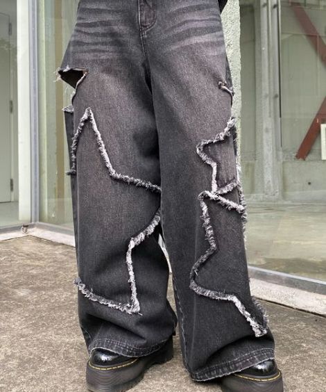 STAR PATCHED DENIM PANTS