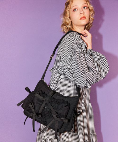 FULL OF RIBBON SHOULDER BAG | Candy Stripper（キャンディ
