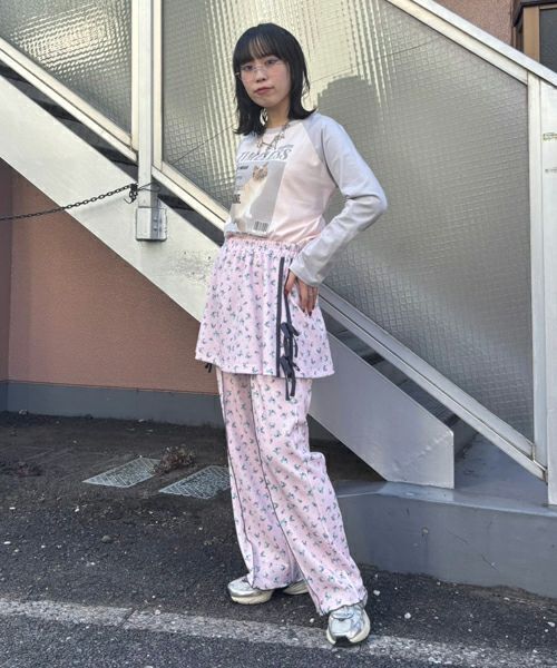 DRESSED UP FLOWER SKIRT PANTS | Candy Stripper（キャンディ