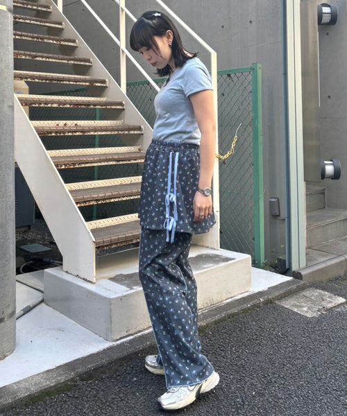 DRESSED UP FLOWER SKIRT PANTS | Candy Stripper（キャンディ