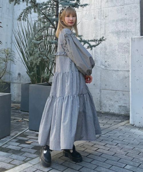 BUSTIER TIERED DRESS | Candy Stripper（キャンディ
