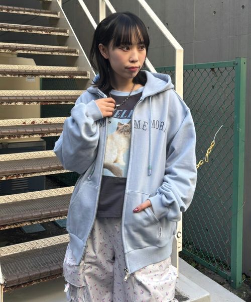 WANT SOME MORE HOODIE | Candy Stripper（キャンディ