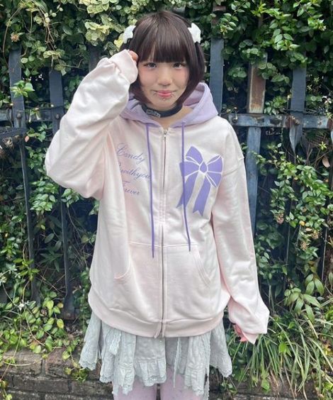CANDYS CLUB HOODIE