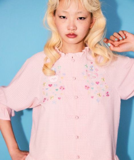 FLOWER PEPE CHINA BLOUSE