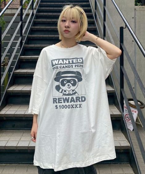 Candy Stripper｜EVERYTHING BIG BIG TEE | Rakuten Fashion