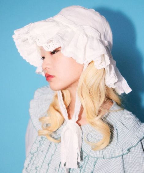 BABY FRILL HAT