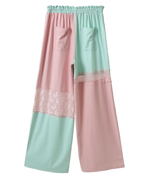 m5759【激レア コラボ キャンディストリッパー キティーちゃん】ハーフパンツ HELLO KITTY |Candy Stripper（キャンディ ストリッパー