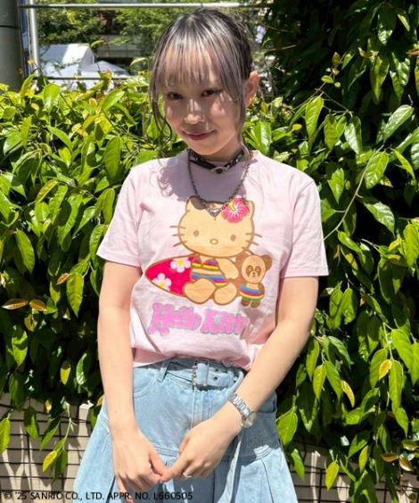【HELLO KITTY】<br>GAL＆PEPE BABY TEE