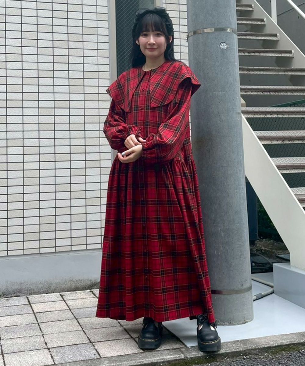 CELEBRATE BIG COLLAR DRESS | Candy Stripper（キャンディ  
