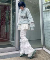 FRILL LACE FLARE PANTS | Candy Stripper（キャンディ
